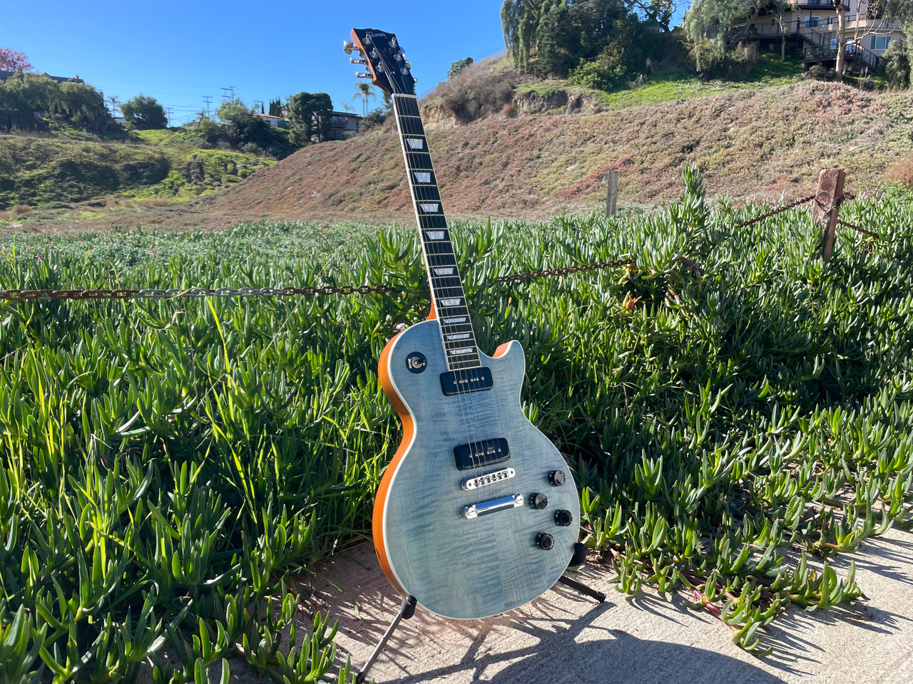 2018 Gibson Les Paul classic player plus Satin Ocean Blue SOLD
